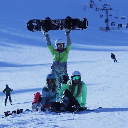 Pensjonat Laworta Ski Ustrzyki Dolne Zewnętrze zdjęcie