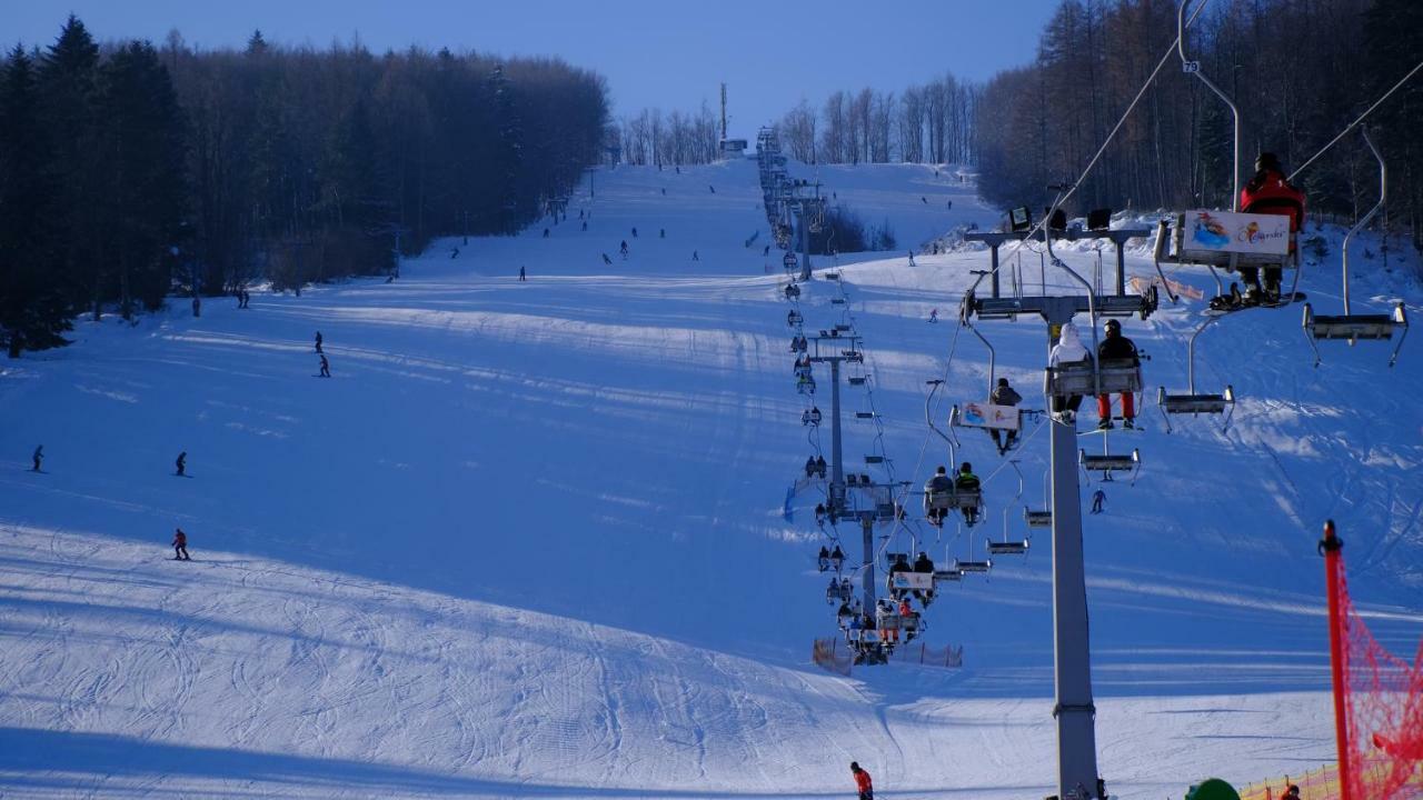 Pensjonat Laworta Ski Ustrzyki Dolne Zewnętrze zdjęcie